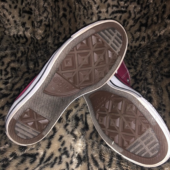 Converse - Picture 3 of 3